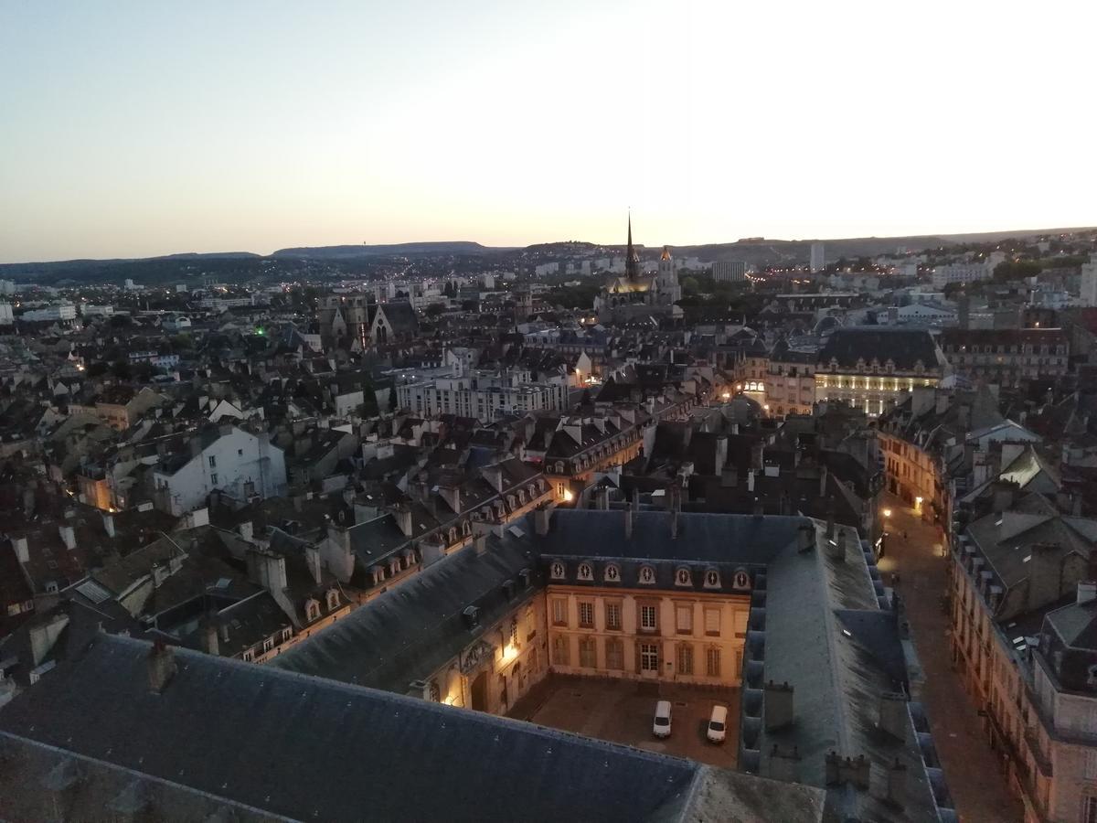 Appartement Le Bareuzai Dijon Eksteriør billede